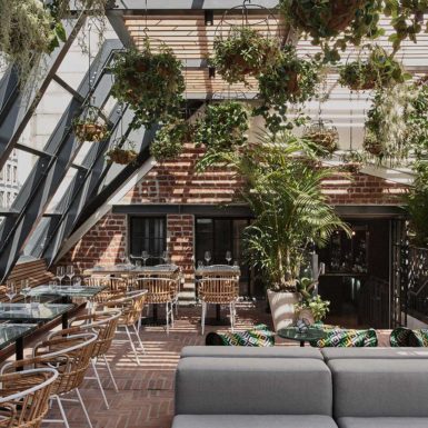 Gorgeous George Hotel